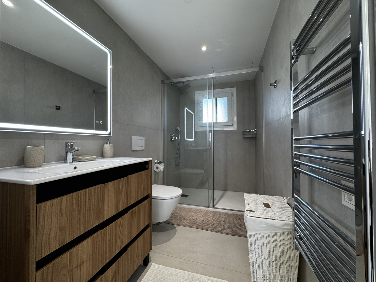 Appartement te koop in Puerto Banús | 4 slaapkamers H5432302