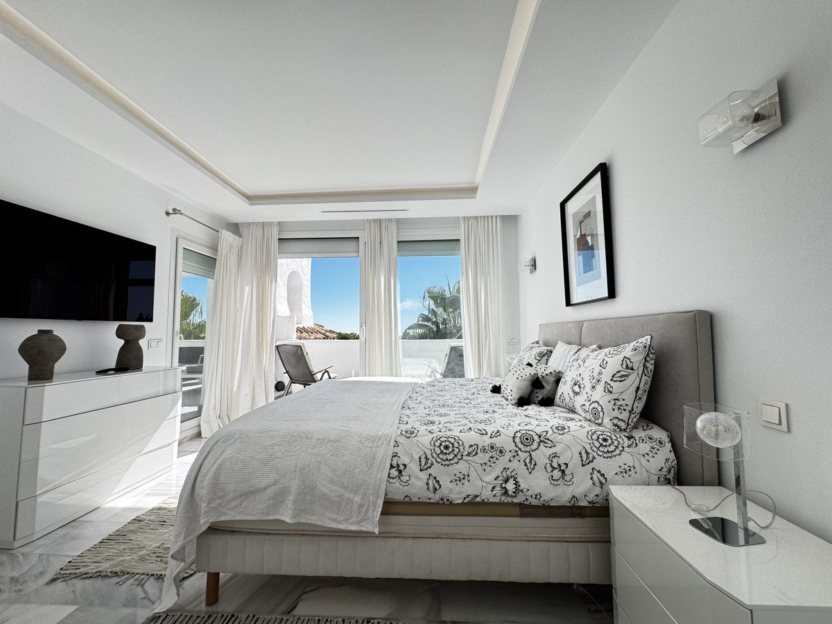 Appartement te koop in Puerto Banús | 4 slaapkamers H5432302