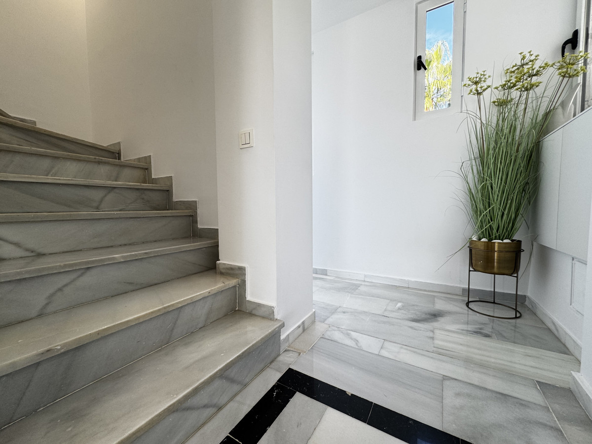 Appartement te koop in Puerto Banús | 4 slaapkamers H5432302
