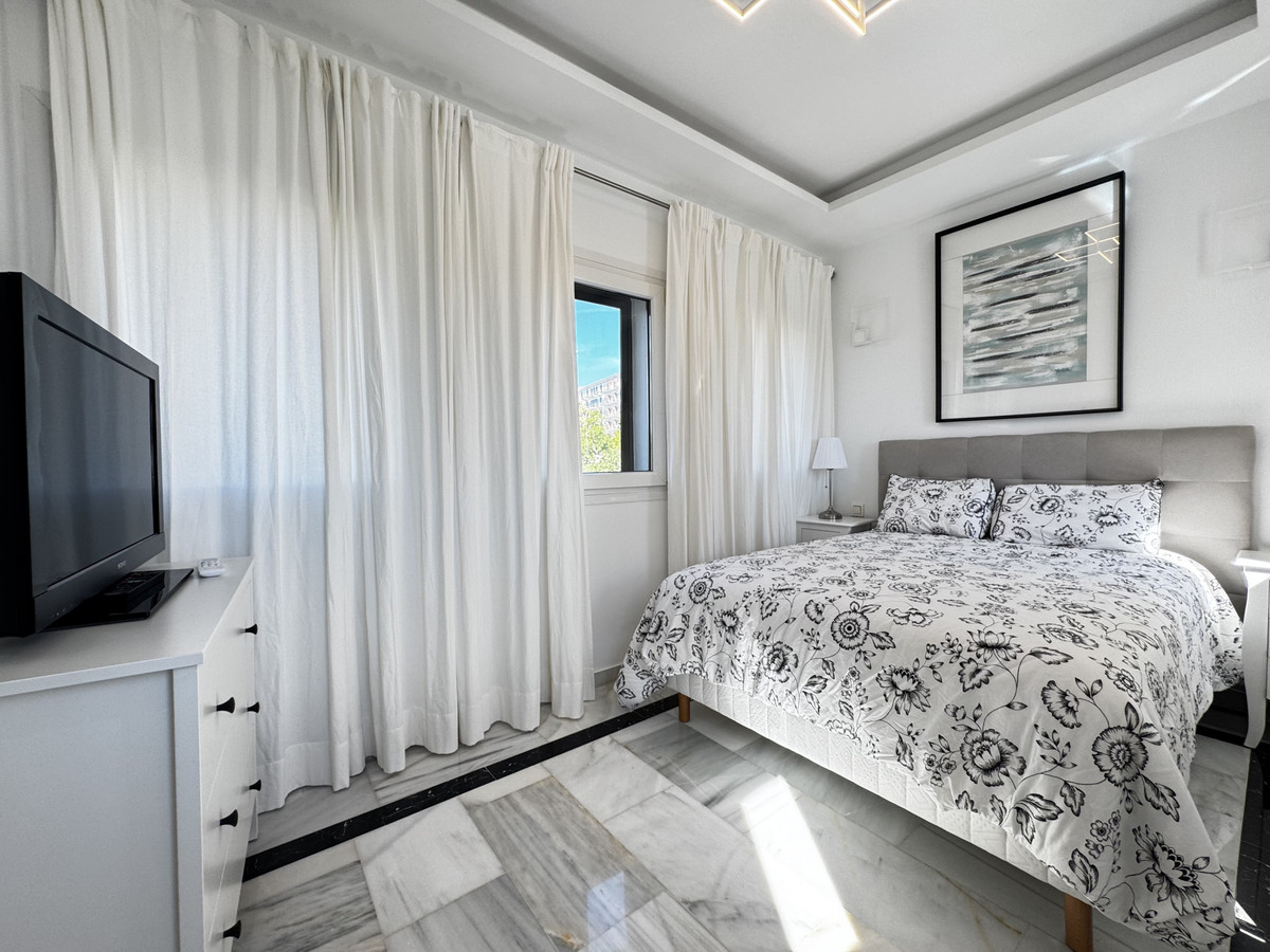 Appartement te koop in Puerto Banús | 4 slaapkamers H5432302