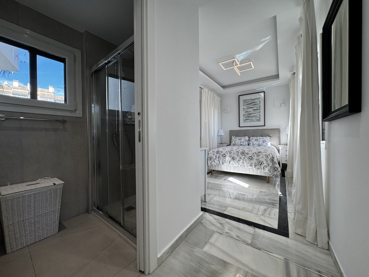 Appartement te koop in Puerto Banús | 4 slaapkamers H5432302