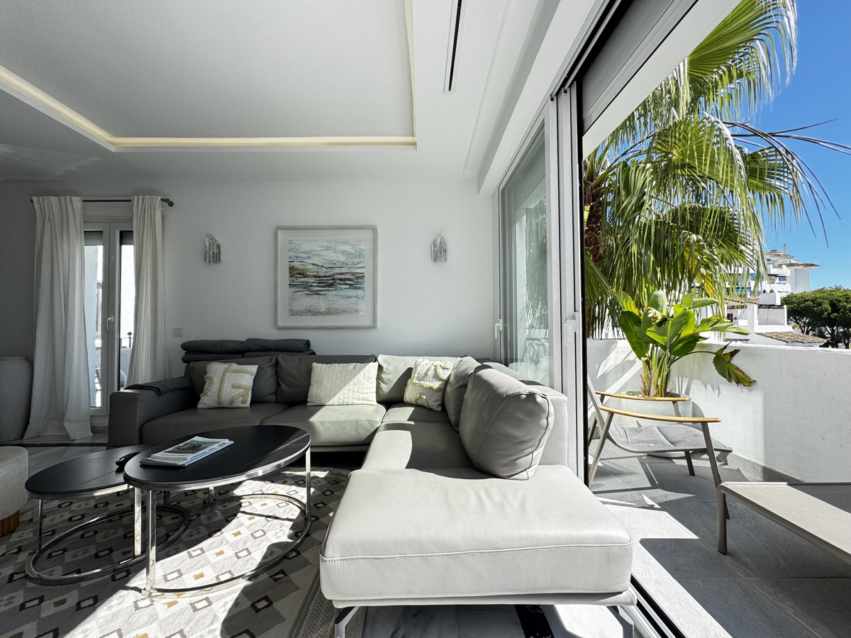 Appartement te koop in Puerto Banús | 4 slaapkamers H5432302