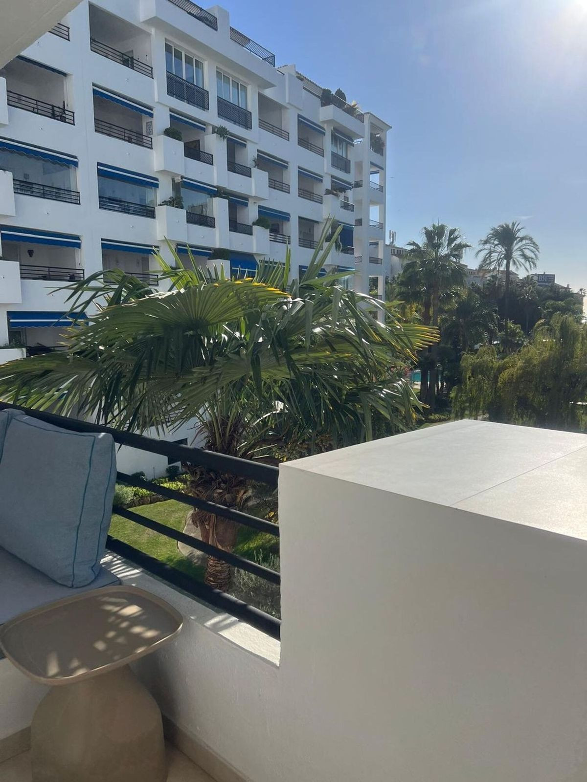 Appartement te koop in Puerto Banús | 2 slaapkamers H5445181