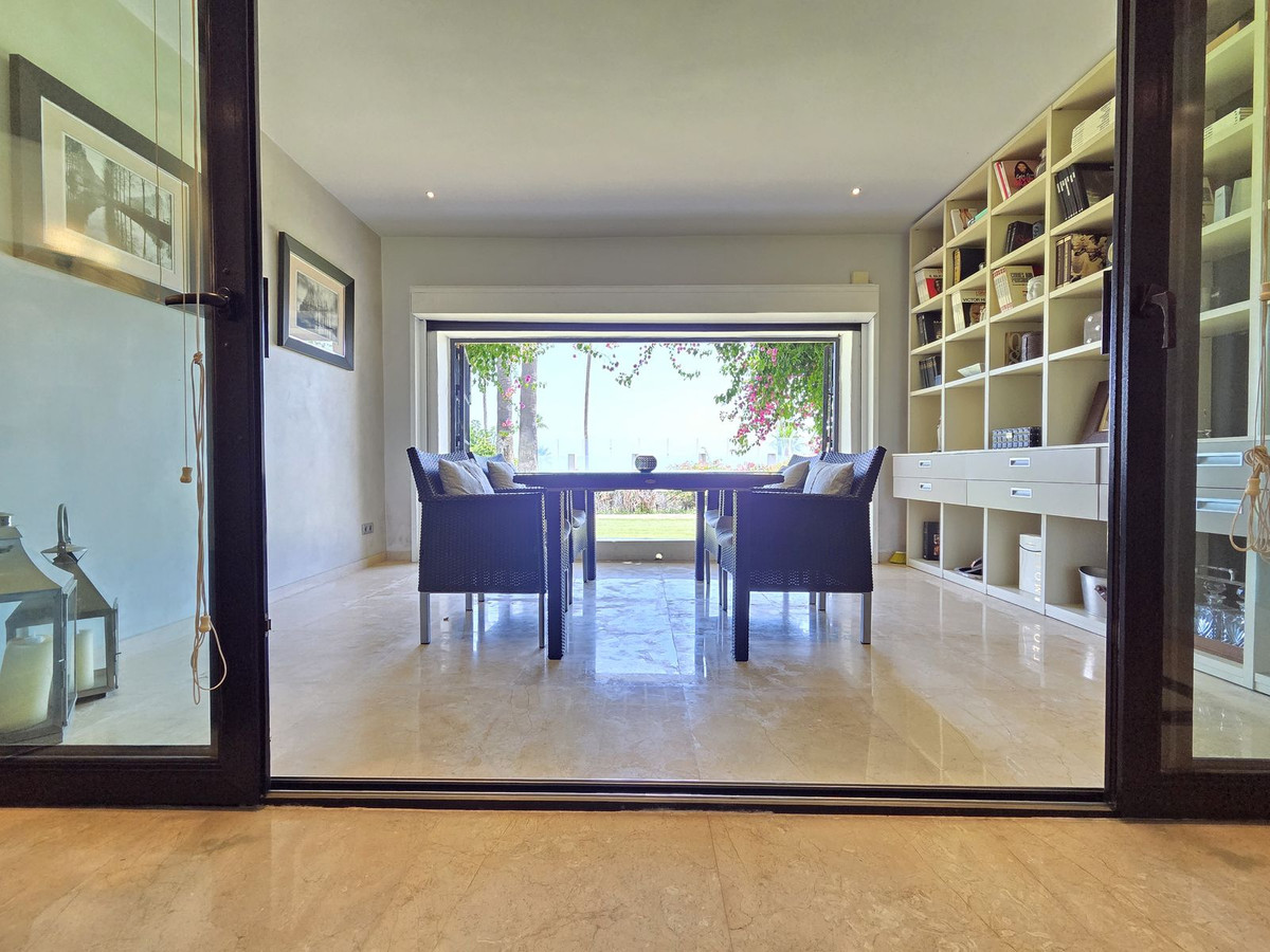 Appartement te koop in Puerto Banús | 2 slaapkamers H5450155