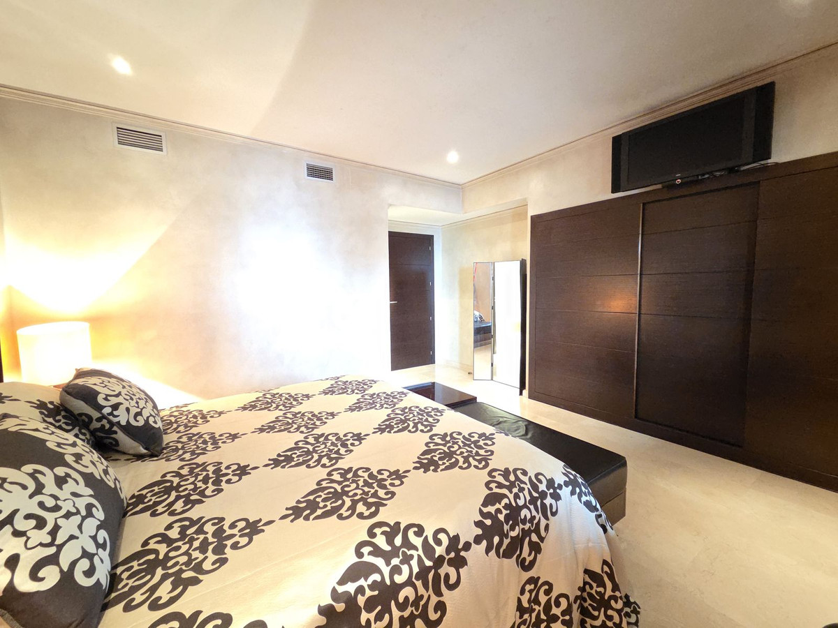 Appartement te koop in Puerto Banús | 2 slaapkamers H5450155