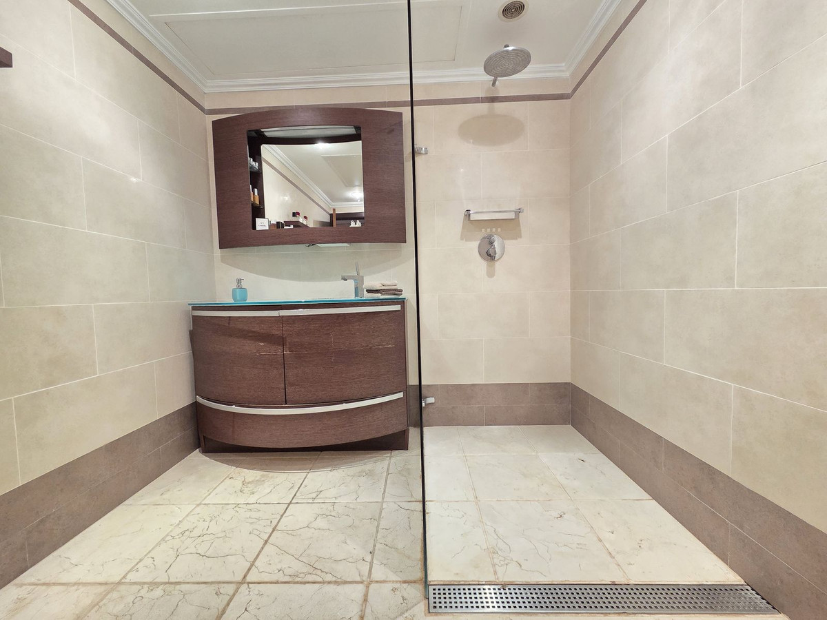 Appartement te koop in Puerto Banús | 2 slaapkamers H5450155