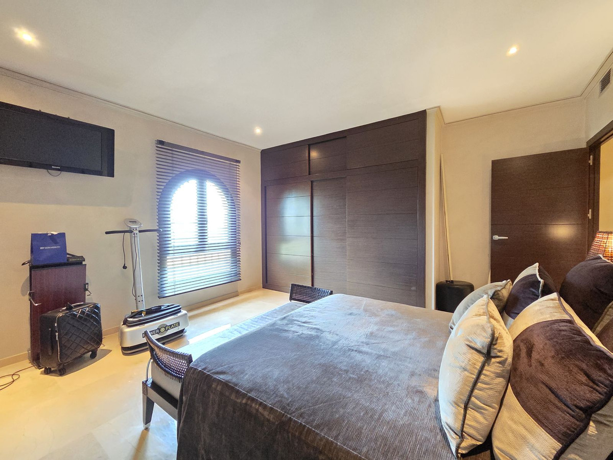 Appartement te koop in Puerto Banús | 2 slaapkamers H5450155