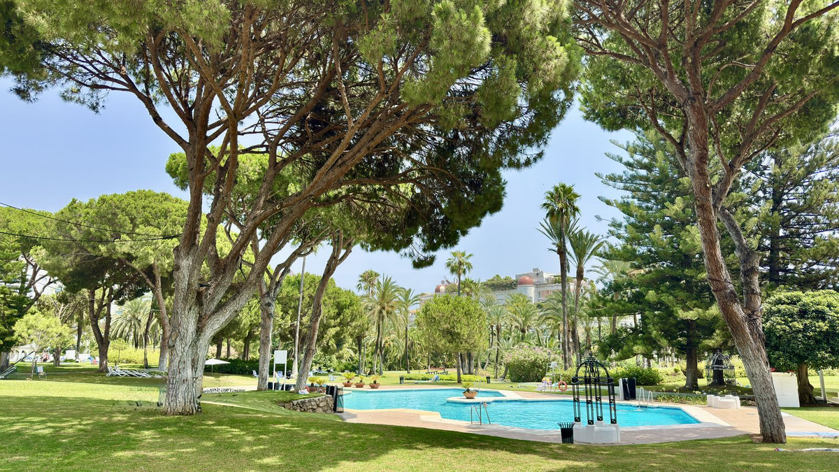 Appartement te koop in Puerto Banús | 2 slaapkamers H5451973