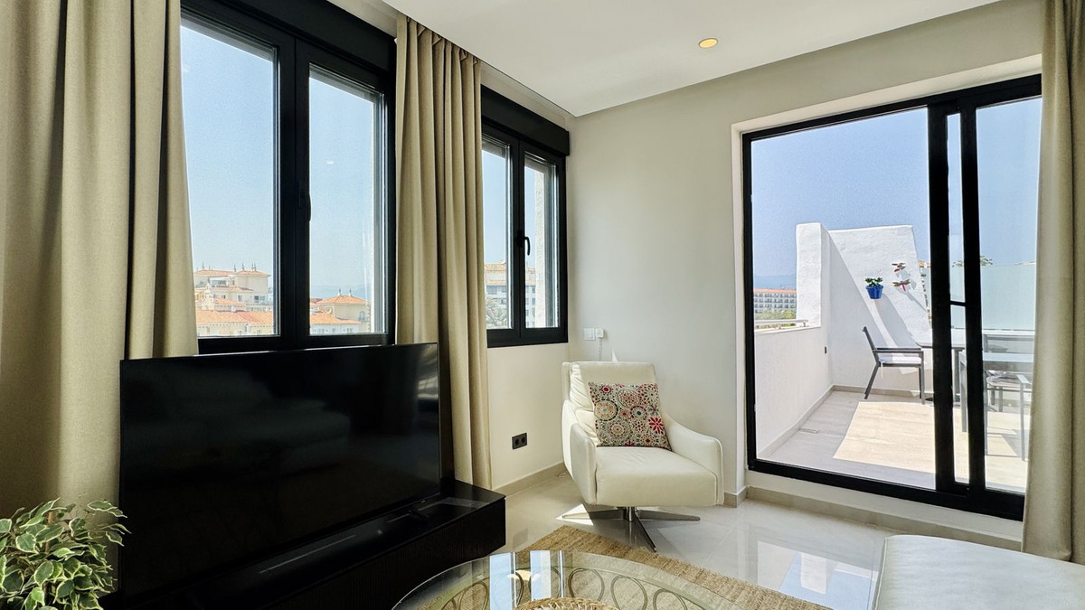 Appartement te koop in Puerto Banús | 2 slaapkamers H5451973