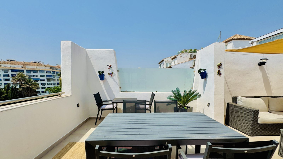 Appartement te koop in Puerto Banús | 2 slaapkamers H5451973