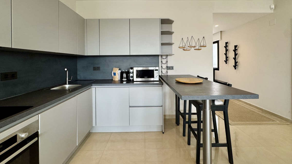 Appartement te koop in Puerto Banús | 2 slaapkamers H5451973