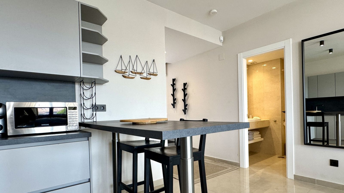 Appartement te koop in Puerto Banús | 2 slaapkamers H5451973