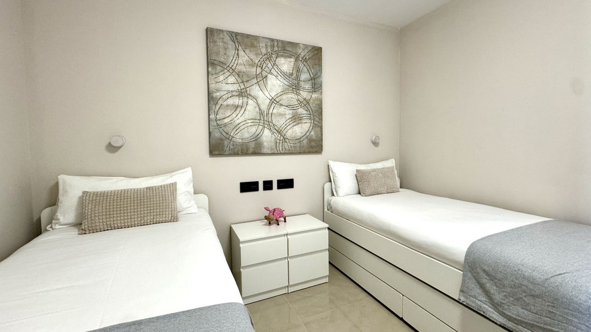 Appartement te koop in Puerto Banús | 2 slaapkamers H5451973