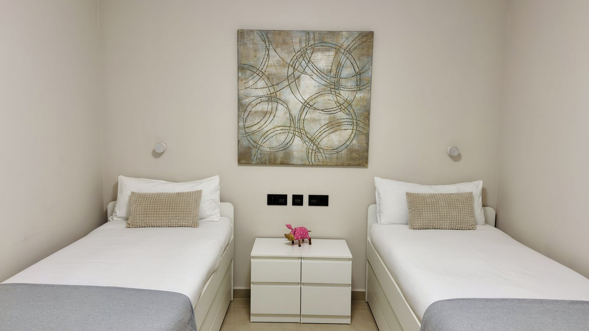 Appartement te koop in Puerto Banús | 2 slaapkamers H5451973