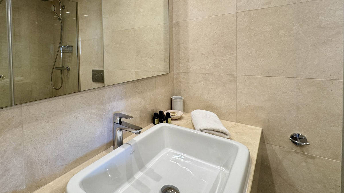 Appartement te koop in Puerto Banús | 2 slaapkamers H5451973