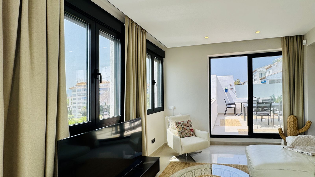 Appartement te koop in Puerto Banús | 2 slaapkamers H5451973