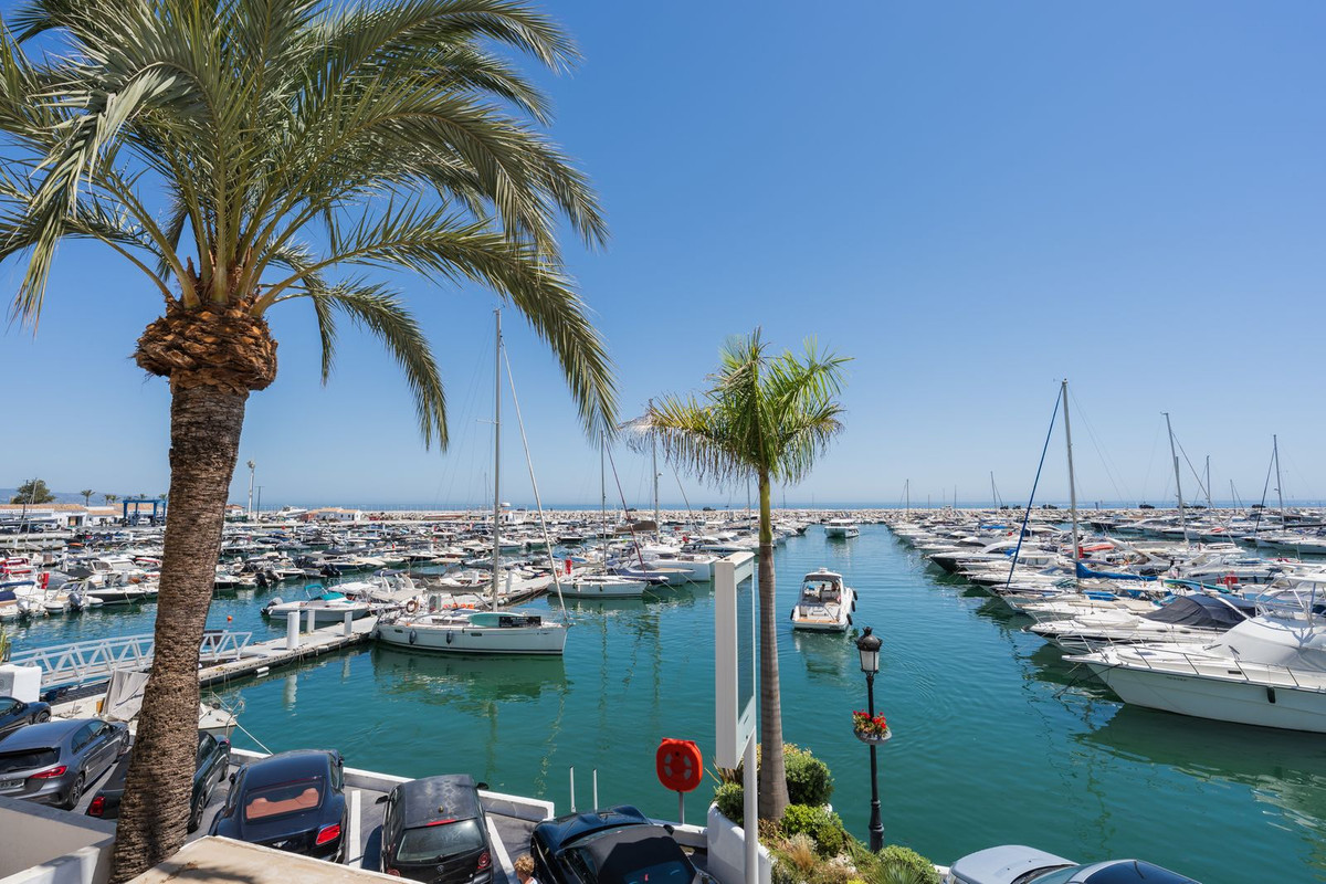 Appartement te koop in Puerto Banús | 1 slaapkamers H5457568