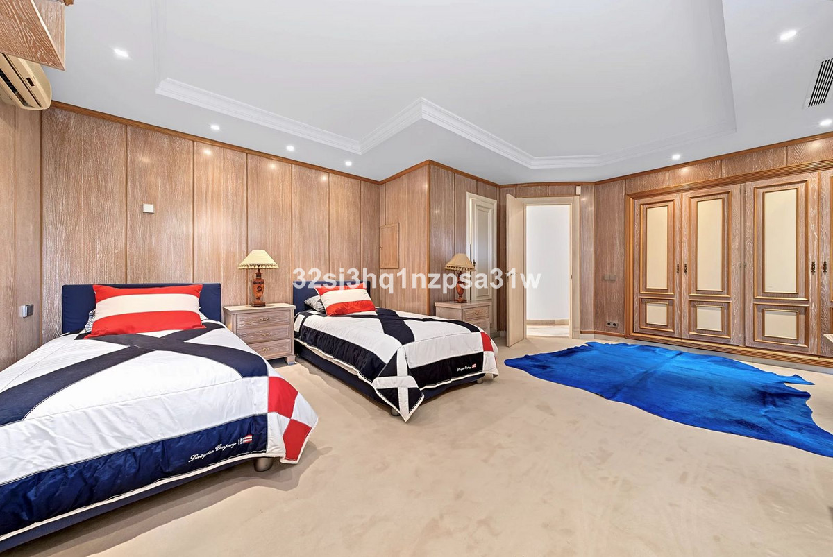 Huis te koop in Puerto Banús | 6 slaapkamers H5460934