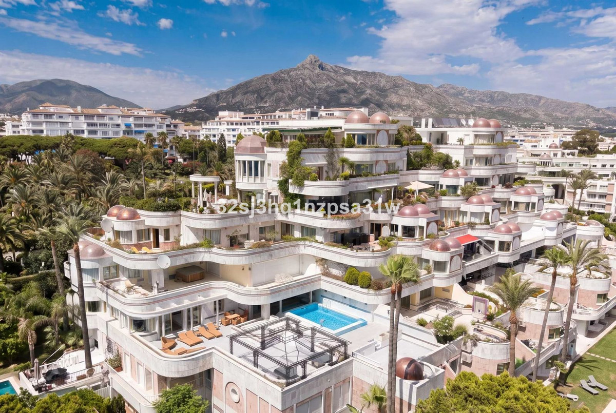 Huis te koop in Puerto Banús | 6 slaapkamers H5460934