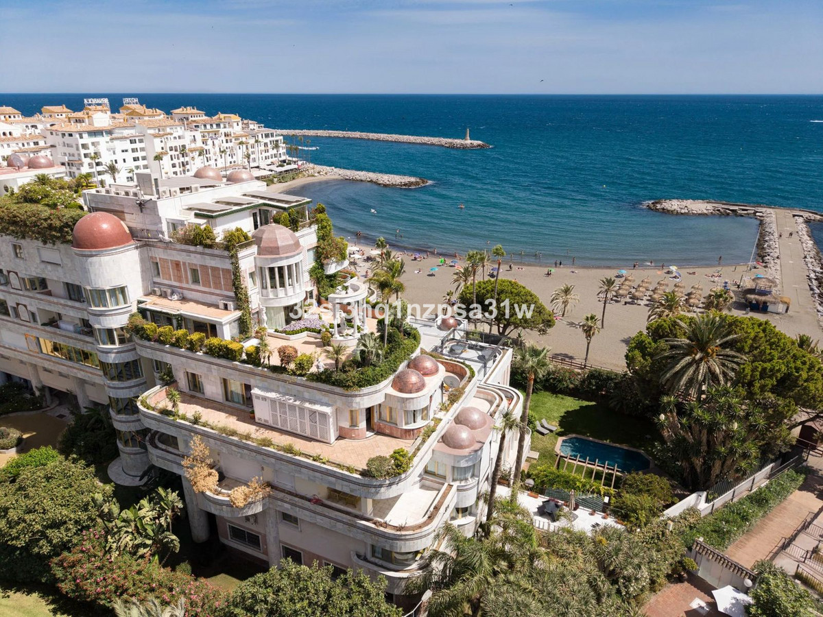 Huis te koop in Puerto Banús | 6 slaapkamers H5460934