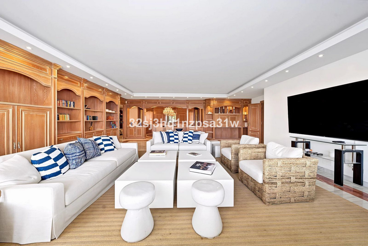 Huis te koop in Puerto Banús | 6 slaapkamers H5460934