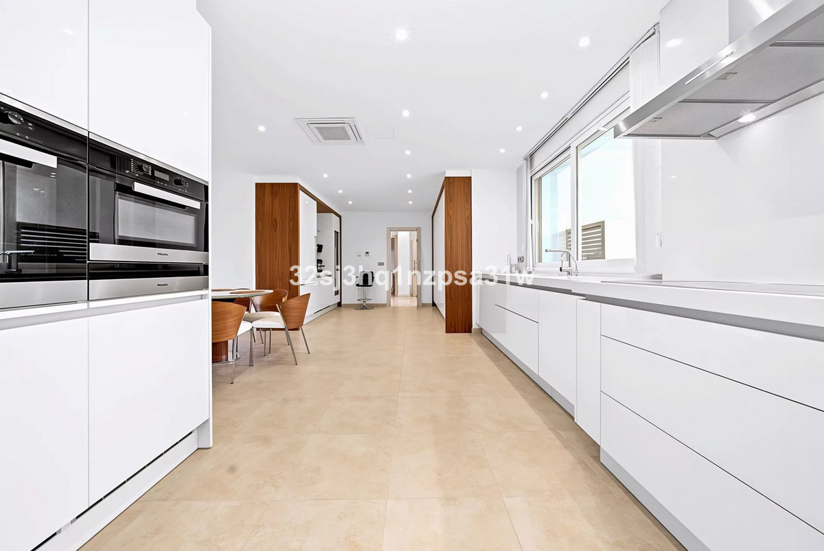 Huis te koop in Puerto Banús | 6 slaapkamers H5460934