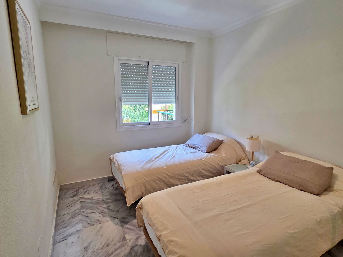 Appartement te koop in Puerto Banús | 2 slaapkamers H5462899