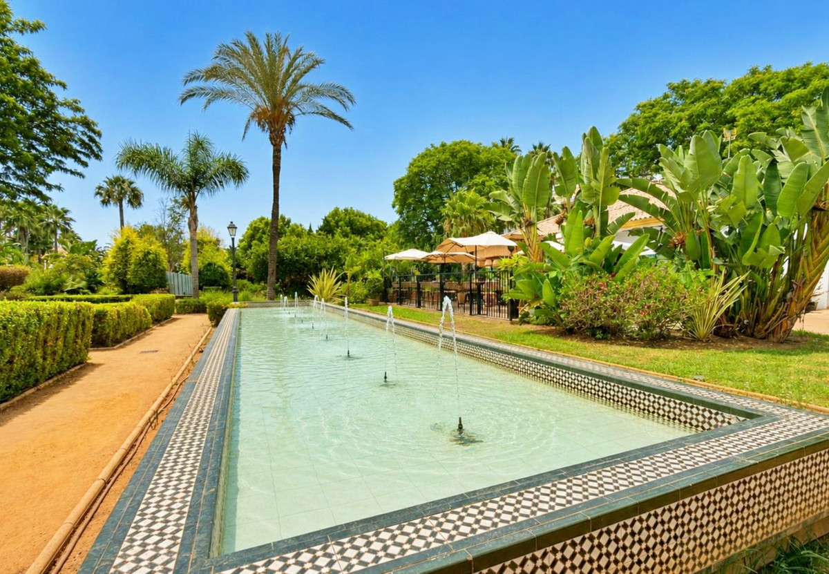 Appartement te koop in Puerto Banús | 2 slaapkamers H5462899