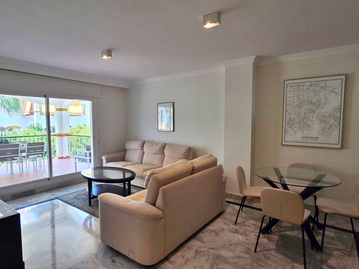 Appartement te koop in Puerto Banús | 2 slaapkamers H5462899