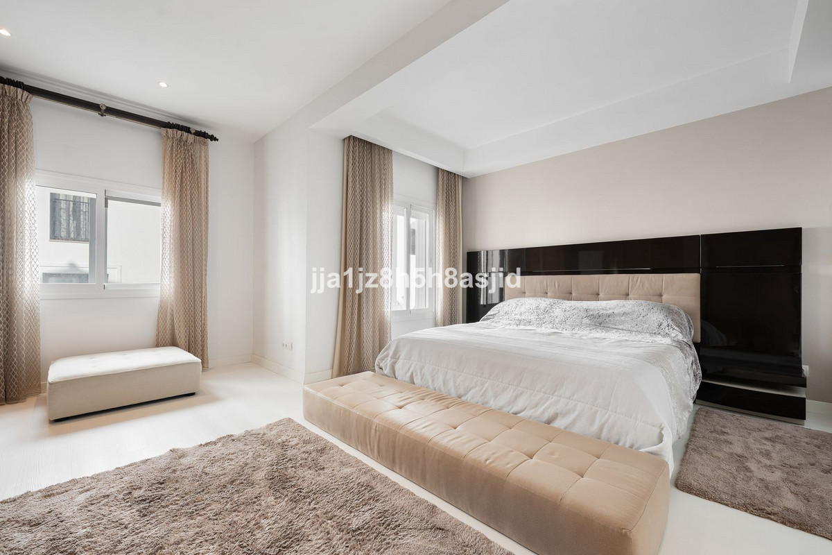 Huis te koop in Puerto Banús | 2 slaapkamers H5464111