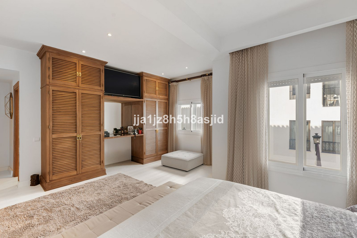 Huis te koop in Puerto Banús | 2 slaapkamers H5464111
