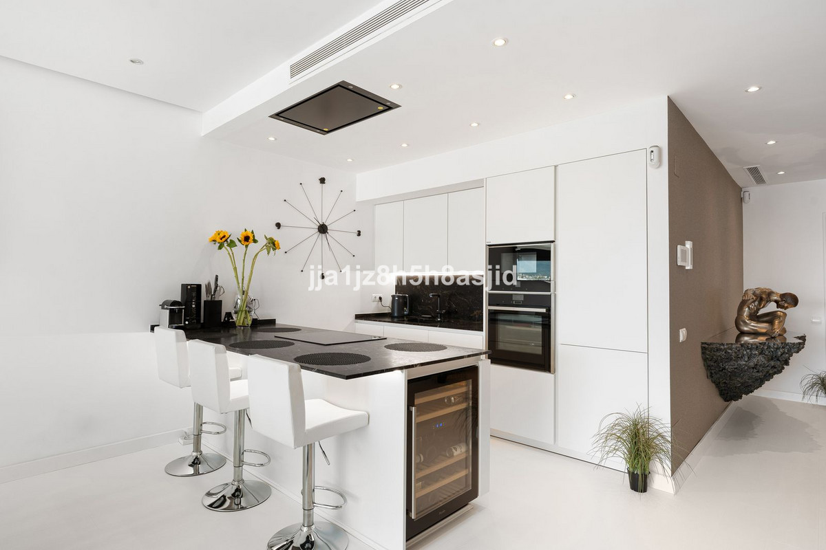Huis te koop in Puerto Banús | 2 slaapkamers H5464111