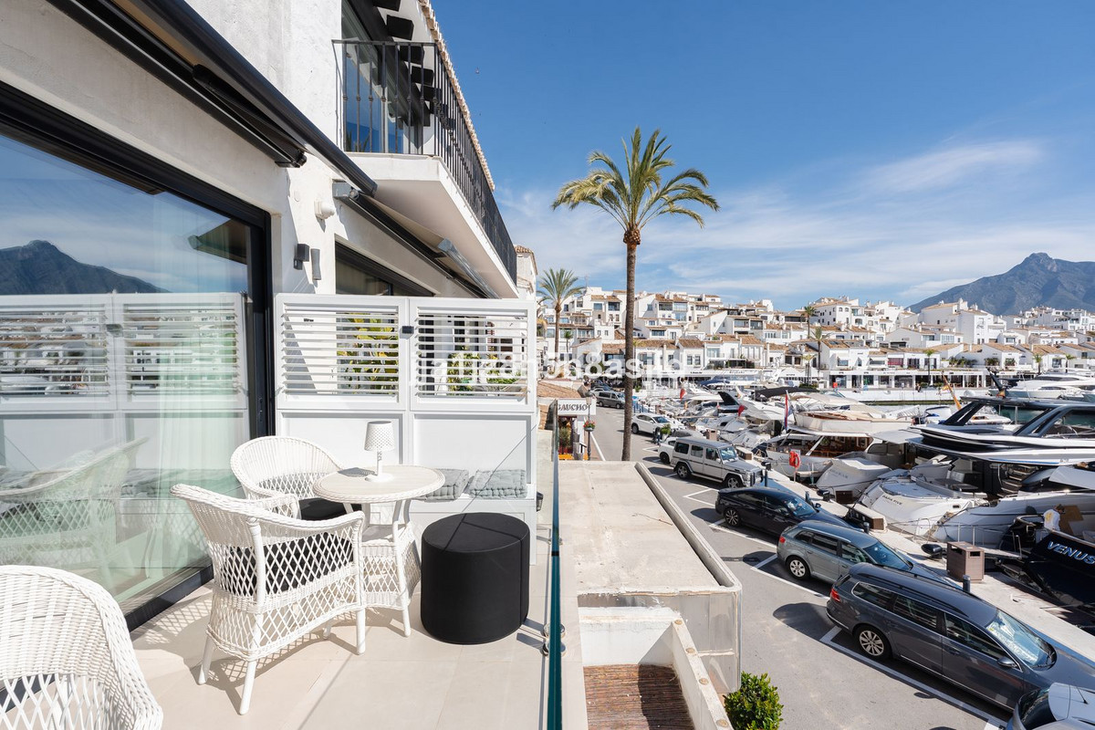 Huis te koop in Puerto Banús | 2 slaapkamers H5464111