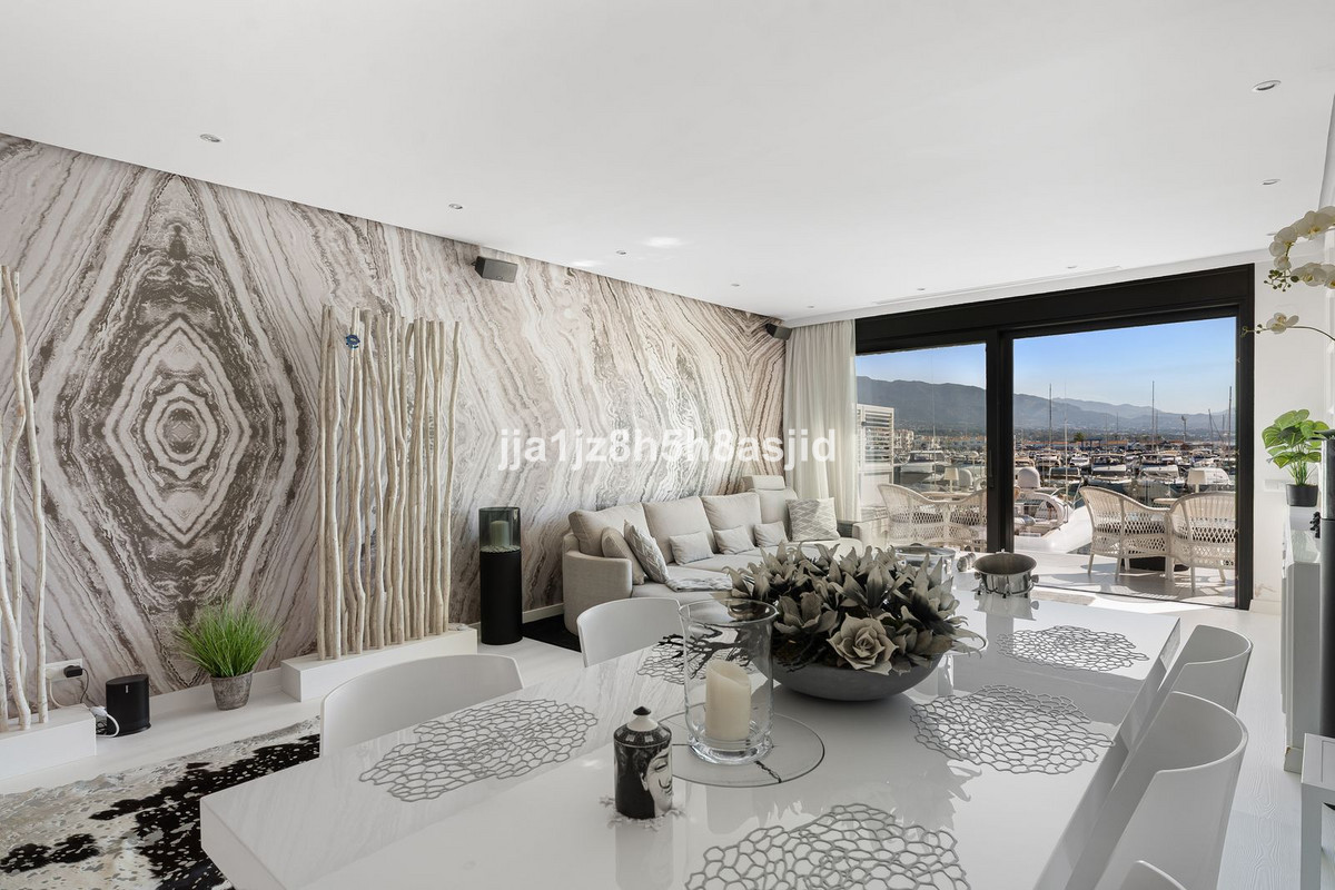 Huis te koop in Puerto Banús | 2 slaapkamers H5464111