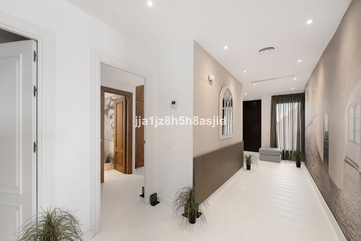 Huis te koop in Puerto Banús | 2 slaapkamers H5464111