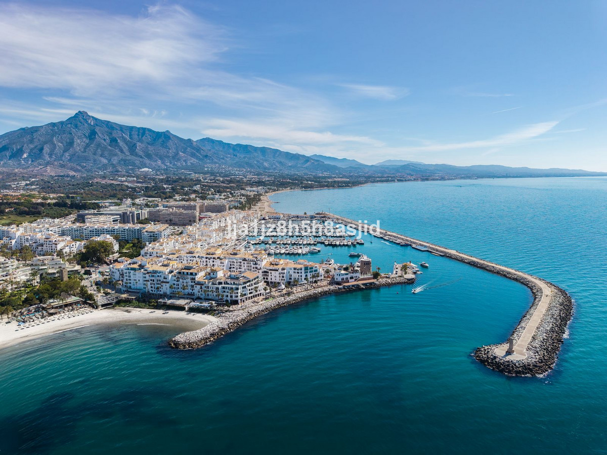 Huis te koop in Puerto Banús | 2 slaapkamers H5464111