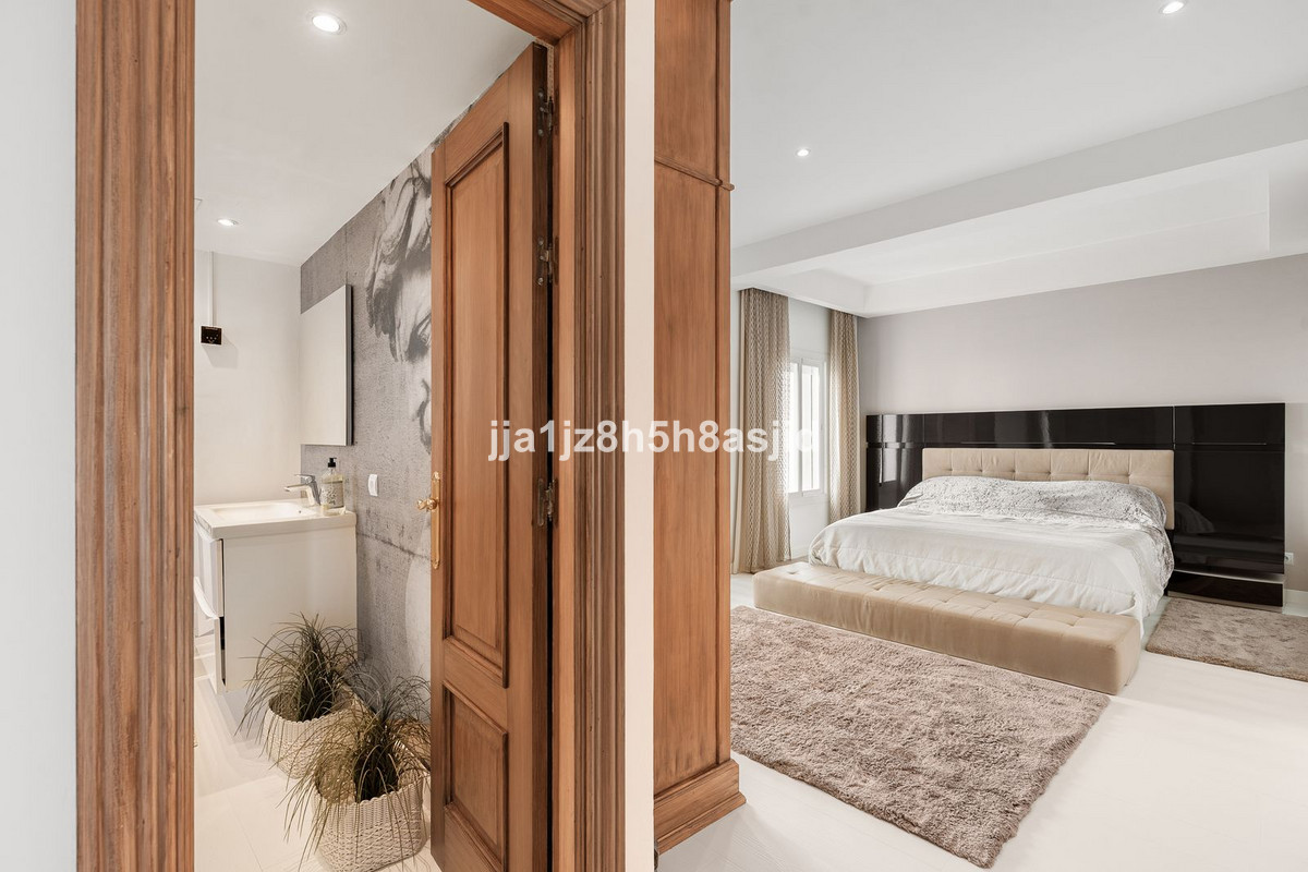 Huis te koop in Puerto Banús | 2 slaapkamers H5464111