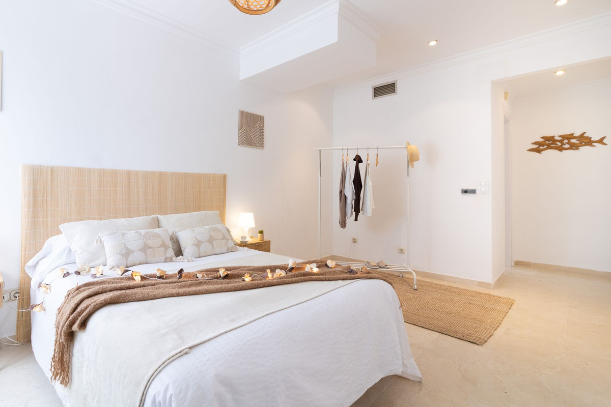 Appartement te koop in Puerto Banús | 2 slaapkamers H5467288