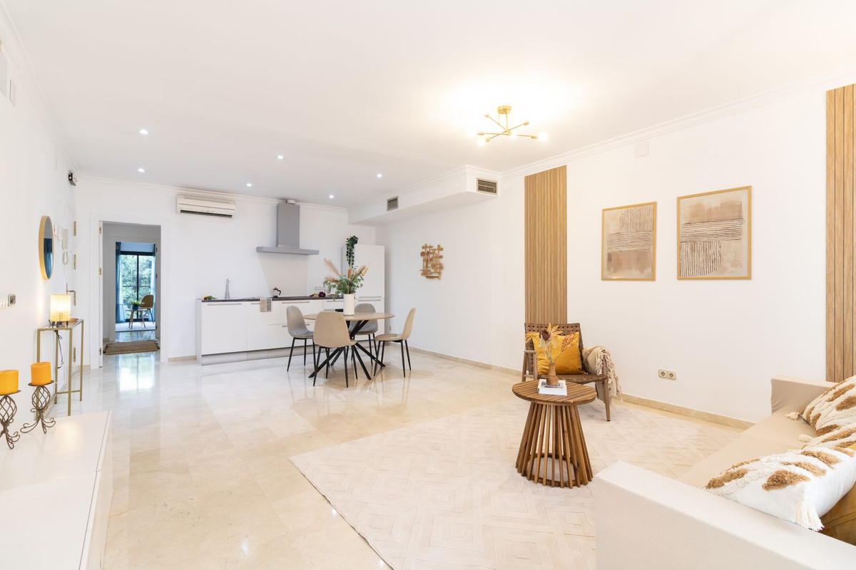 Appartement te koop in Puerto Banús | 2 slaapkamers H5467288