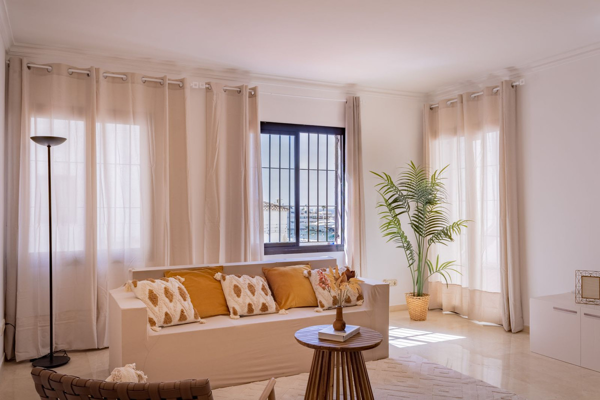 Appartement te koop in Puerto Banús | 2 slaapkamers H5467288