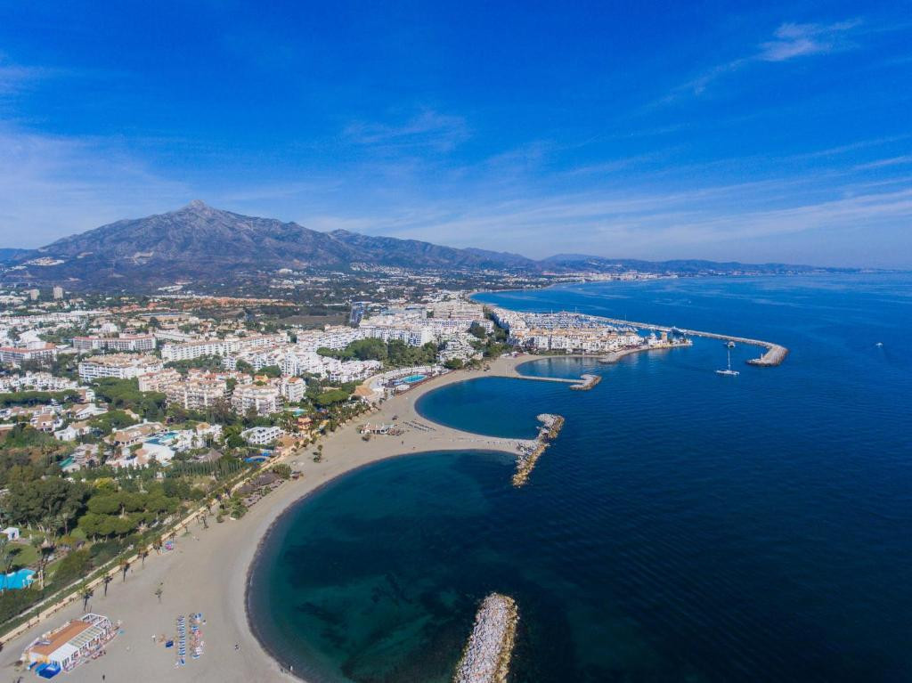 Appartement te koop in Puerto Banús | 2 slaapkamers H5475892