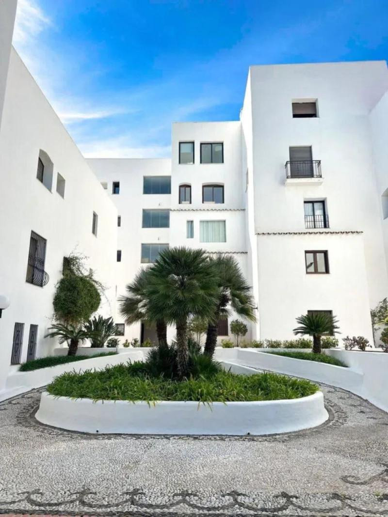 Appartement te koop in Puerto Banús | 2 slaapkamers H5475892