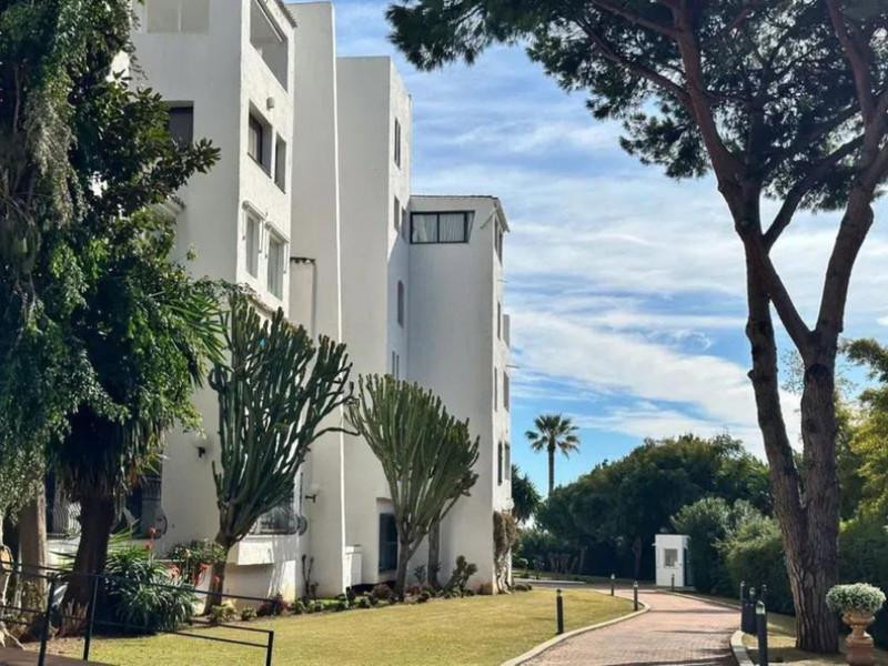 Appartement te koop in Puerto Banús | 2 slaapkamers H5475892