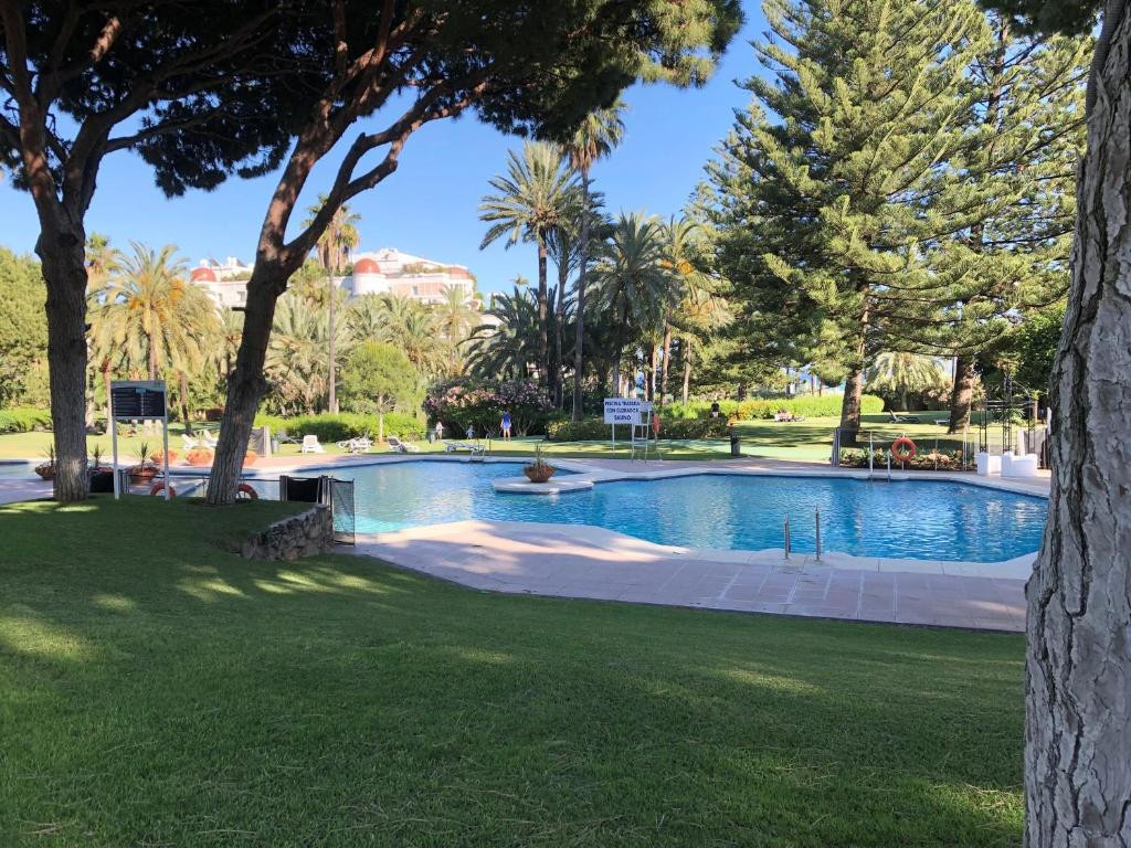 Appartement te koop in Puerto Banús | 2 slaapkamers H5475892