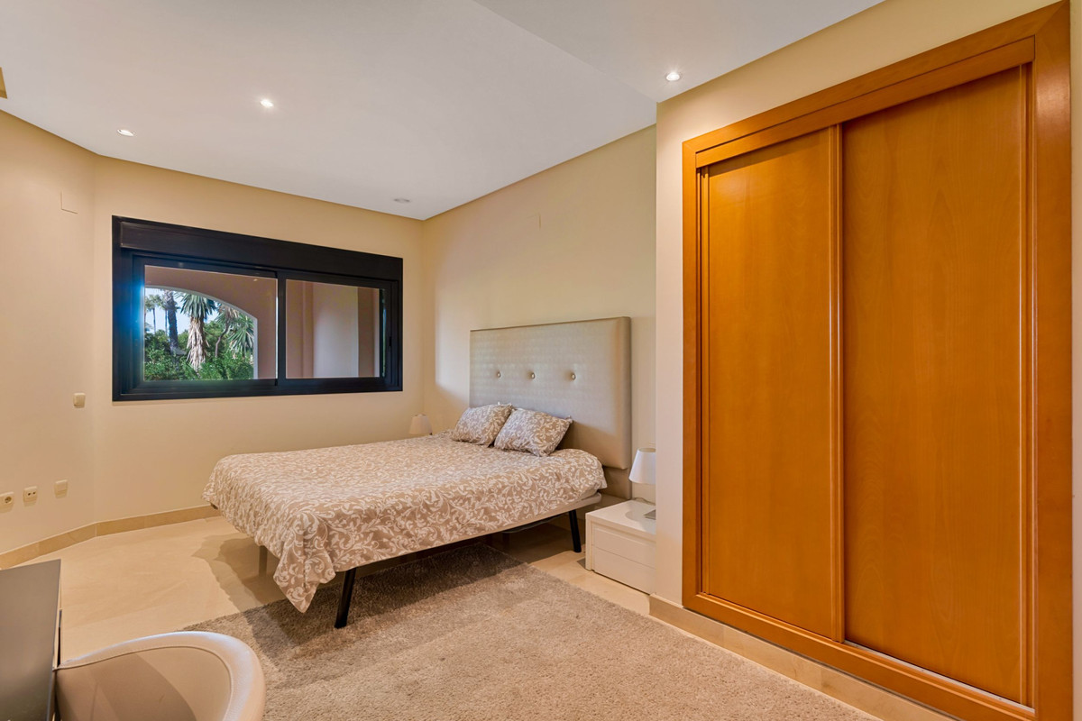Appartement te koop in Puerto Banús | 2 slaapkamers H5475976