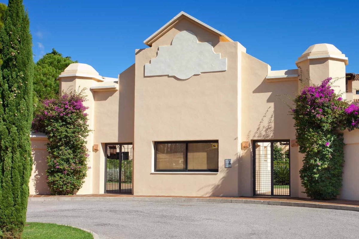 Appartement te koop in Puerto Banús | 2 slaapkamers H5475976