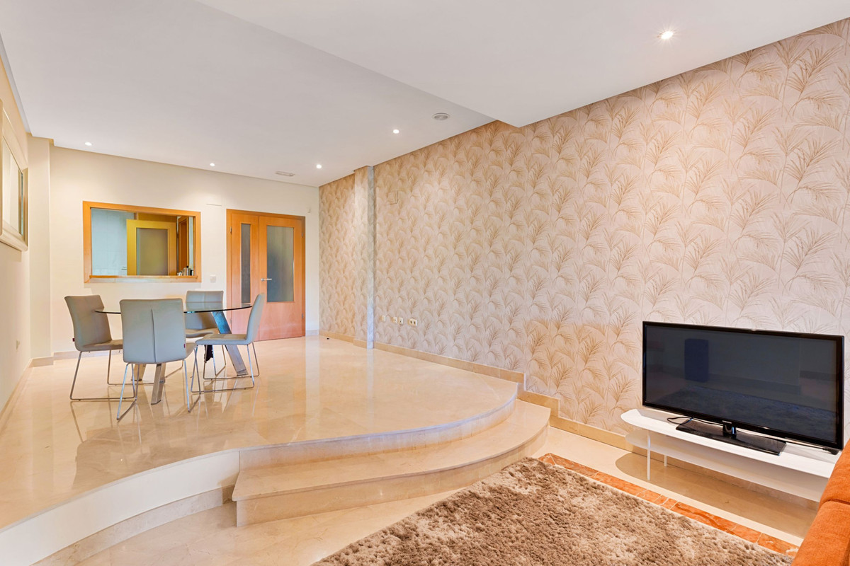 Appartement te koop in Puerto Banús | 2 slaapkamers H5475976