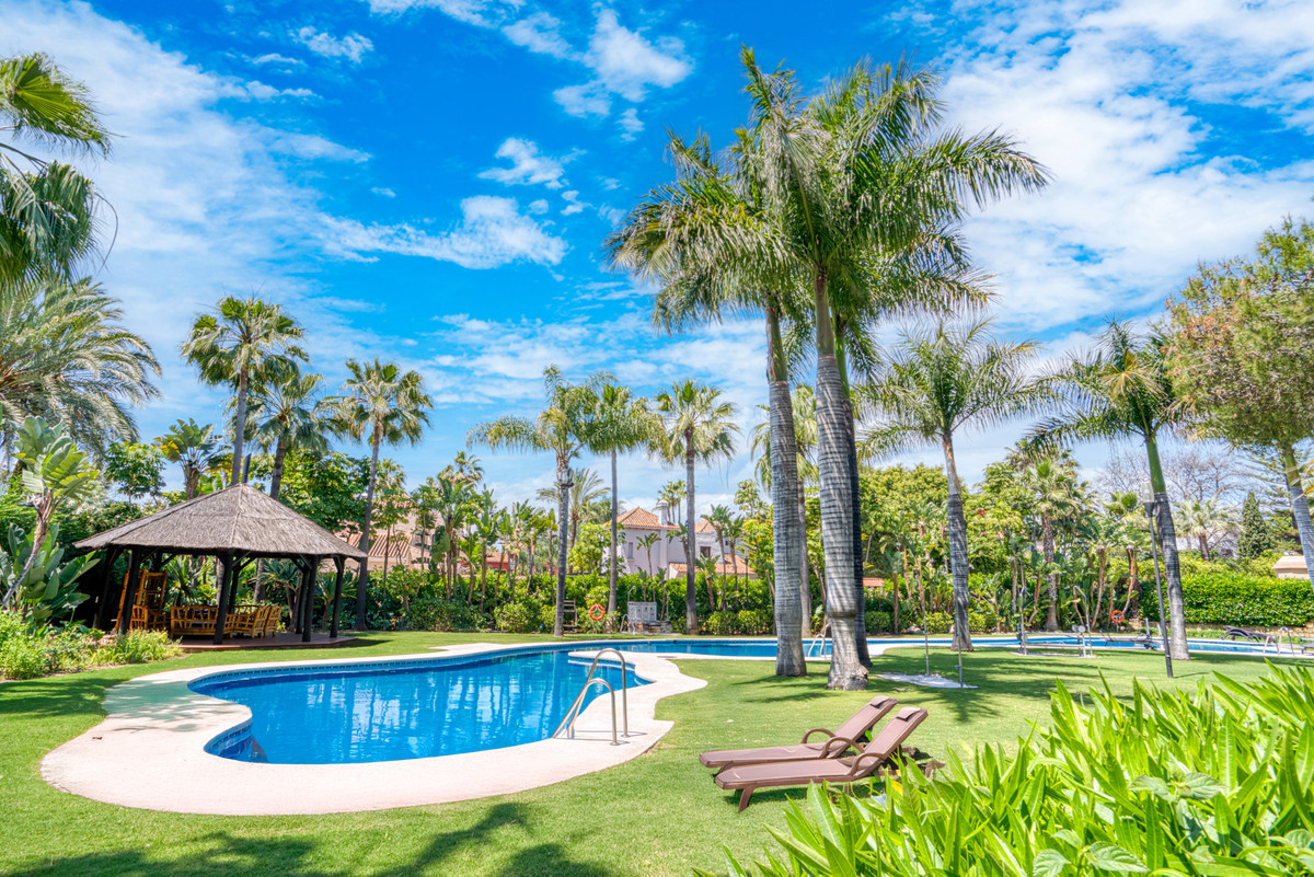 Appartement te koop in Puerto Banús | 2 slaapkamers H5475976