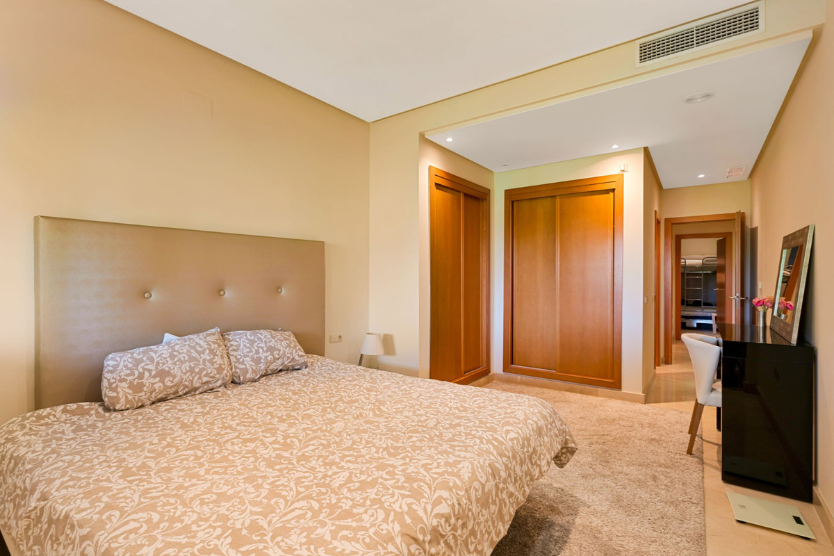 Appartement te koop in Puerto Banús | 2 slaapkamers H5475976