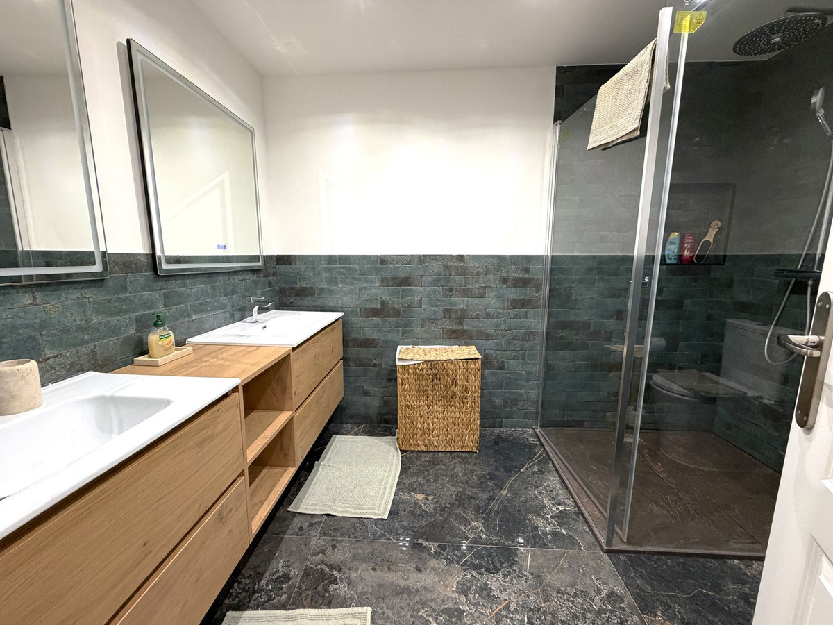 Appartement te koop in Puerto Banús | 2 slaapkamers H5477956